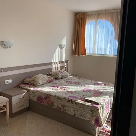 Andalusia Апартамент *