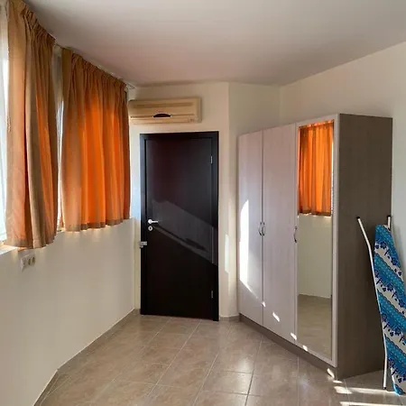 Andalusia Апартамент *