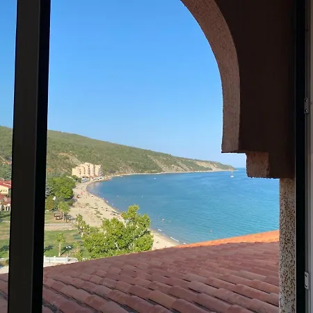 Andalusia Елените