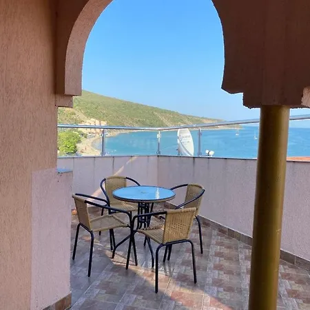 Andalusia Апартамент *