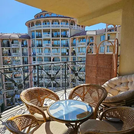 Апартамент Andalusia *