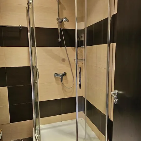 Апартамент Andalusia Елените