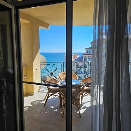 Andalusia Елените