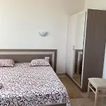 Andalusia Apartment *
