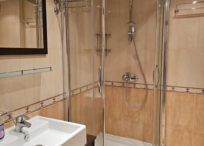 Andalusia * אלניטה